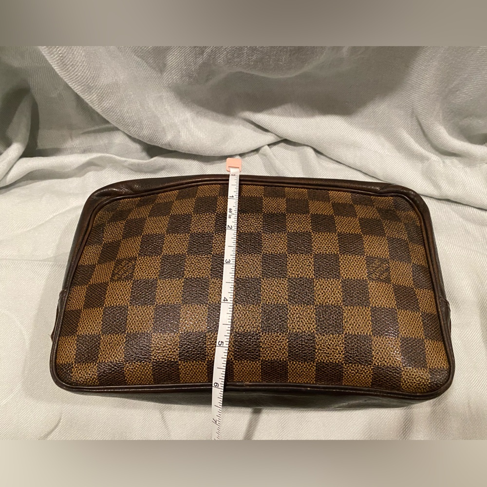 Louis Vuitton Damier Clutch/Pouch - Picture 3 of 16
